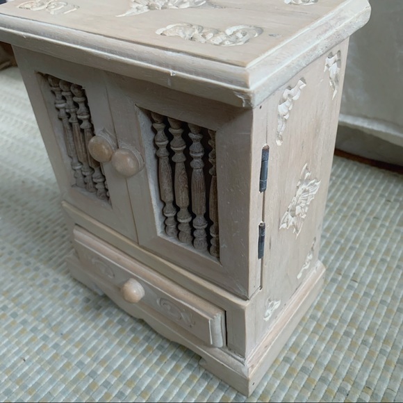 Handcrafted Wooden Jewelry Box Organizer - Picture 3 of 13